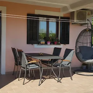 apartments-radovic-labin.in-istria.net/
