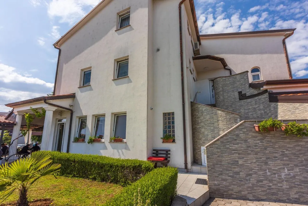 Apartments Villa Bare Kastav