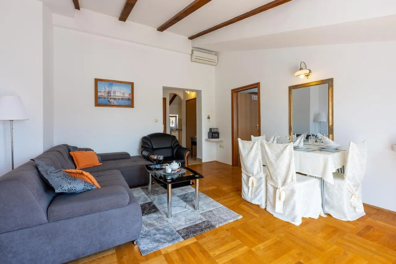 Apartments Villa Bare Kastav 0*,