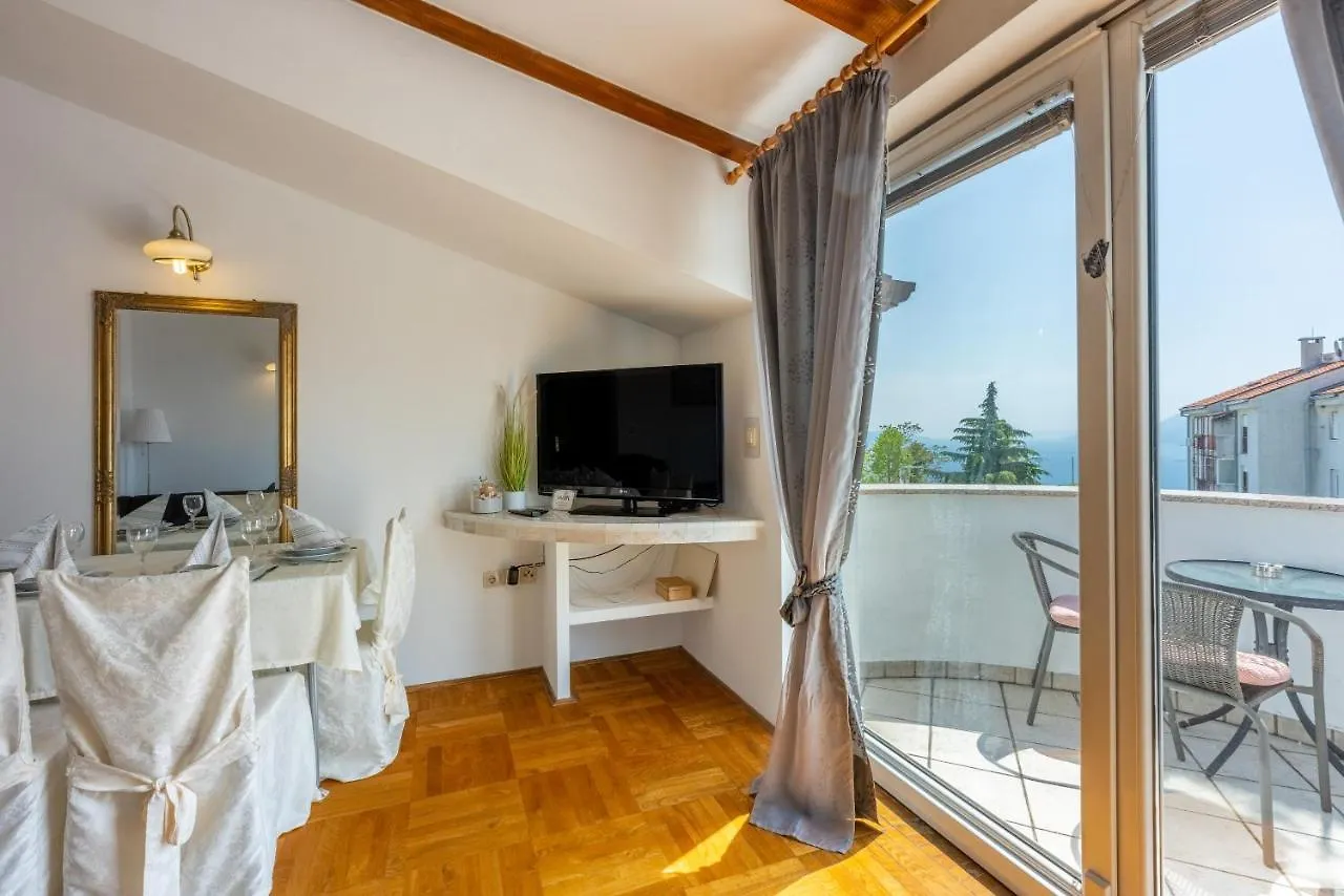 Apartments Villa Bare Kastav