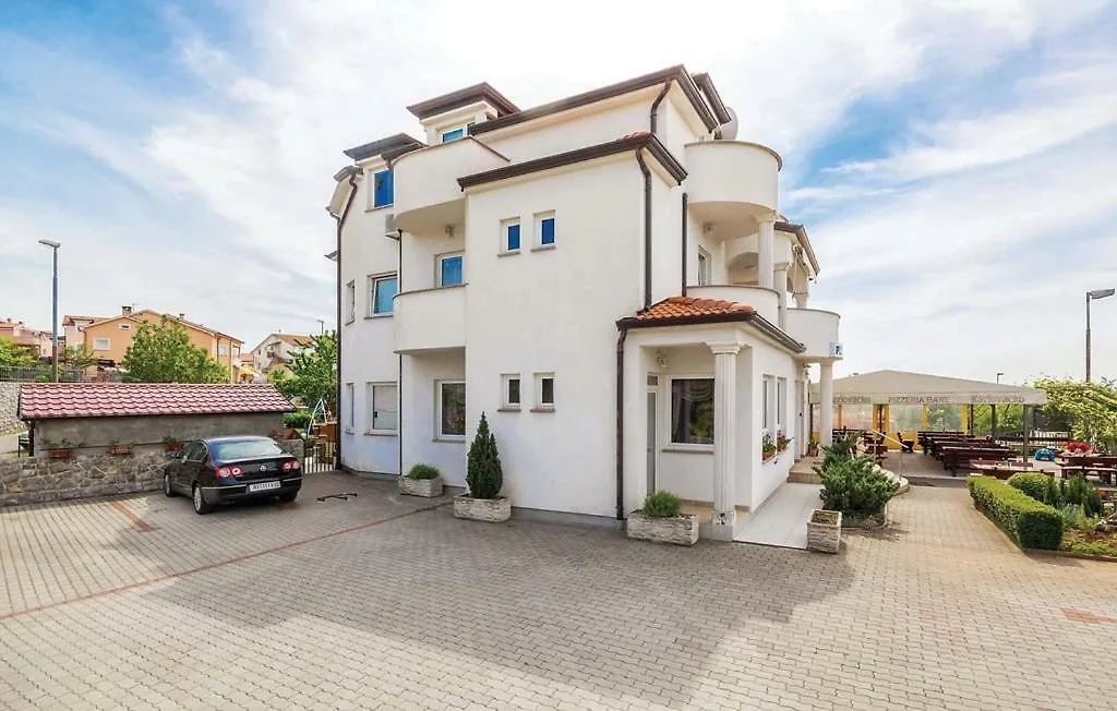 Apartments Villa Bare Kastav